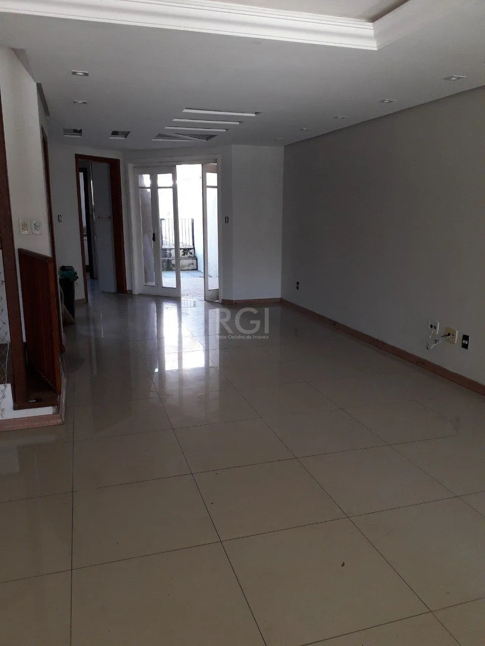 Imagem Casa para Venda - 205m², 2 dormitórios, sendo 1 suites, 2 vagas - Ipanema