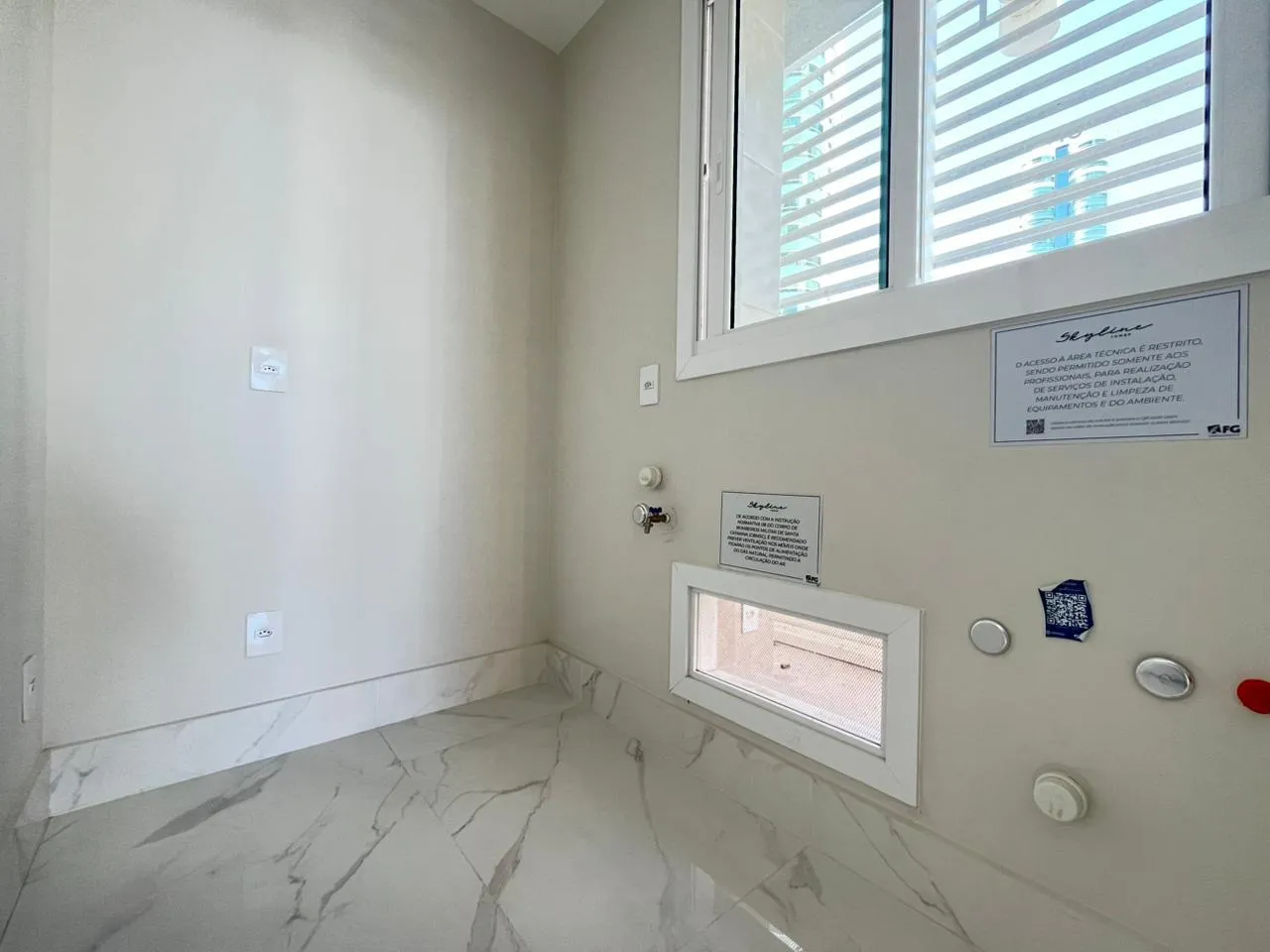 Imagem Apartamento com vista para o mar à venda com 223.09m2 por R$ 6.335.000,00