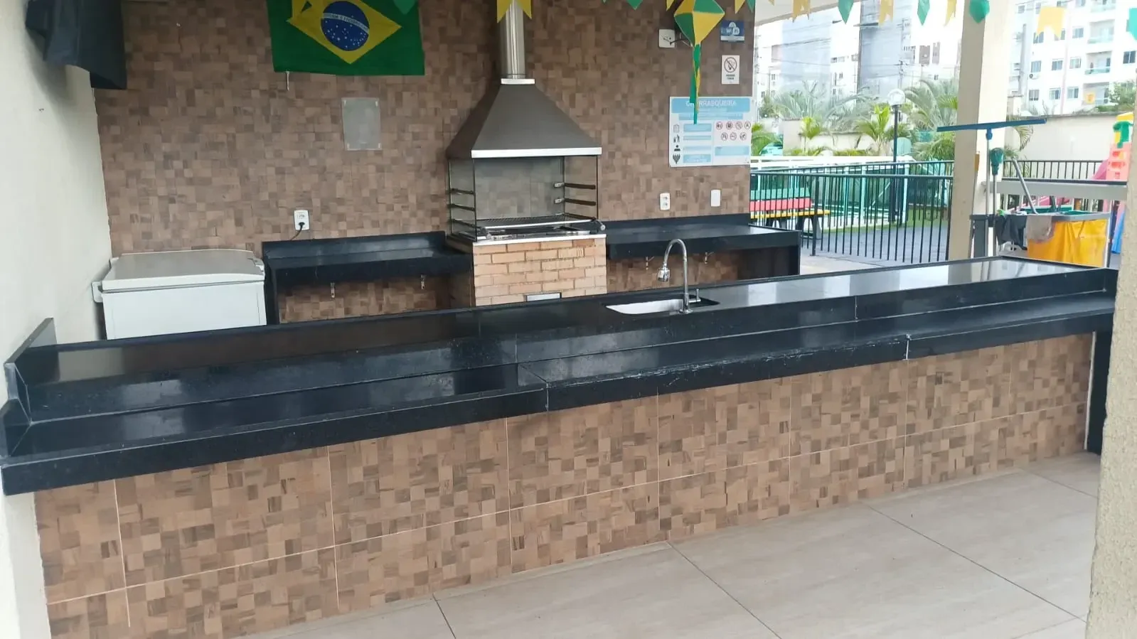 Imagem Apartamento com 2 Quartos para Alugar, 65 m² em Centro - Lauro de Freitas