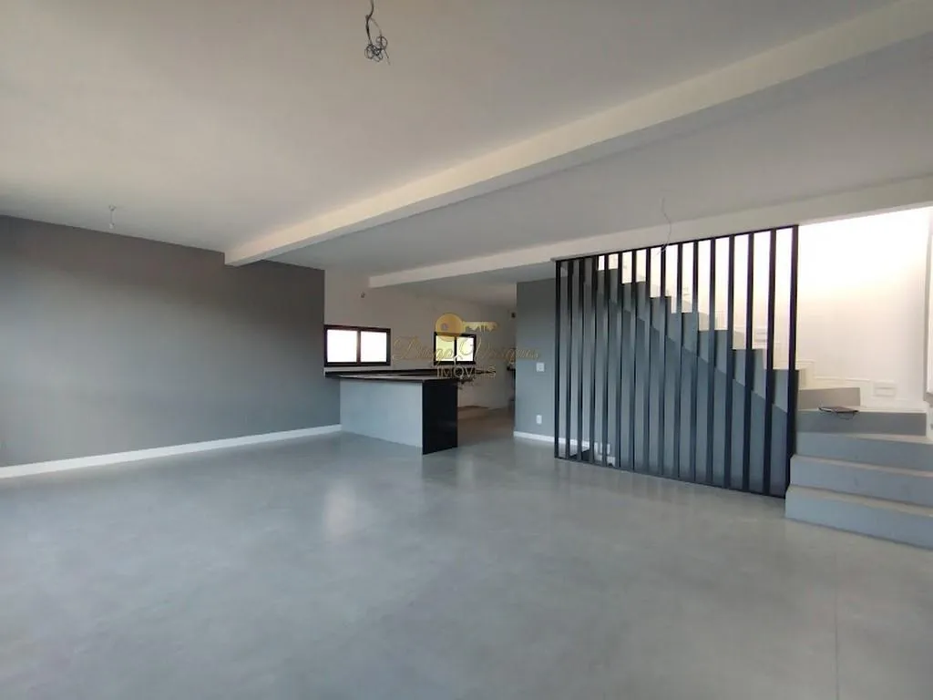 Imagem Casa em Condomínio para Venda em Teresópolis / RJ no bairro Albuquerque