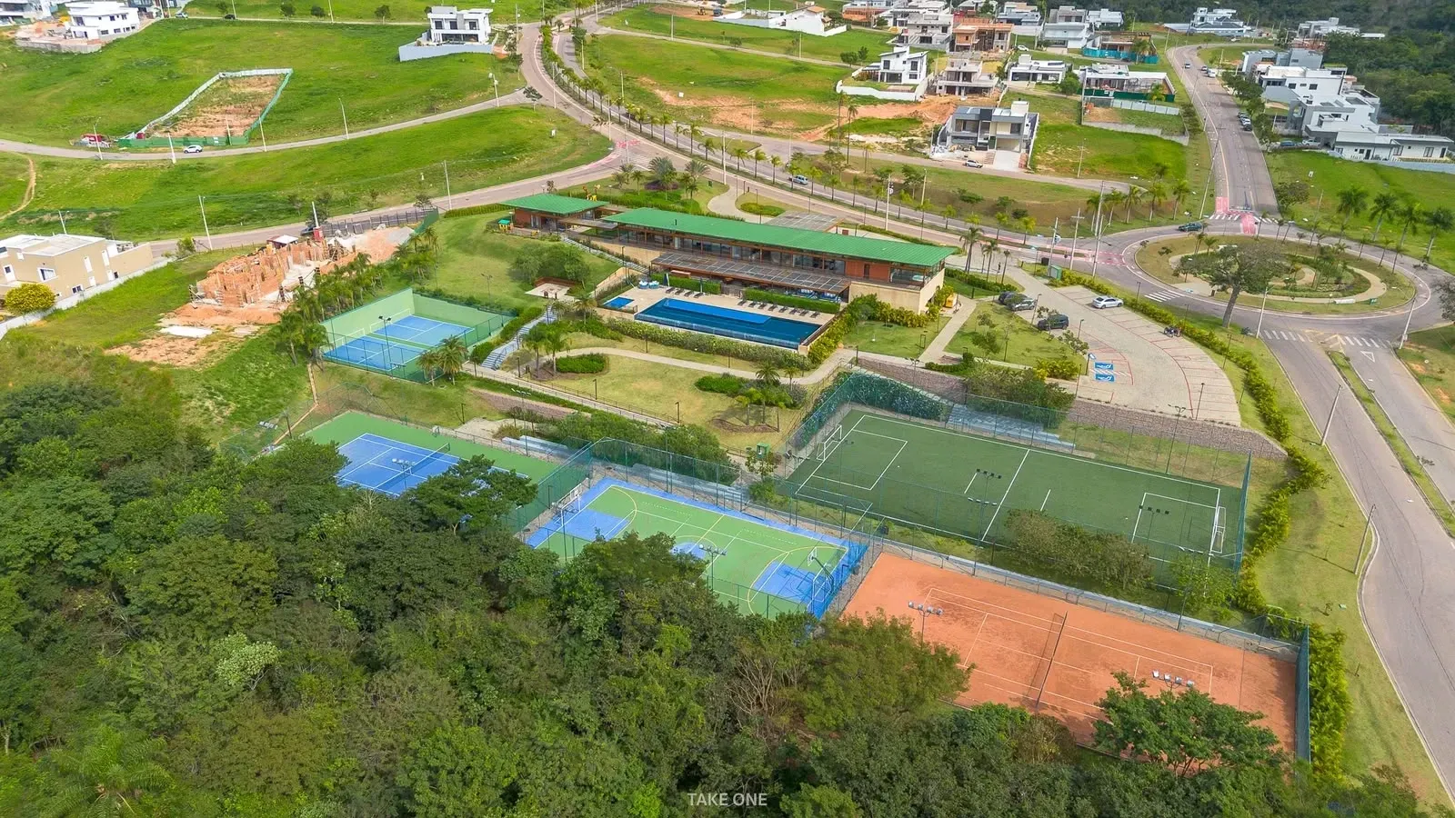 Imagem Terreno em Condomínio à Venda, 800 m² em Medeiros - Jundiaí