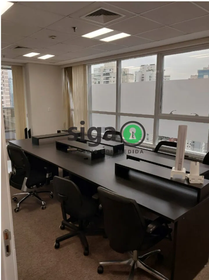 Imagem CONJUNTO COMERCIAL 303M² PARA VENDA E LOCAÇÃO MOBILIADO AV ROQUE PETRONI BROOKLIN
