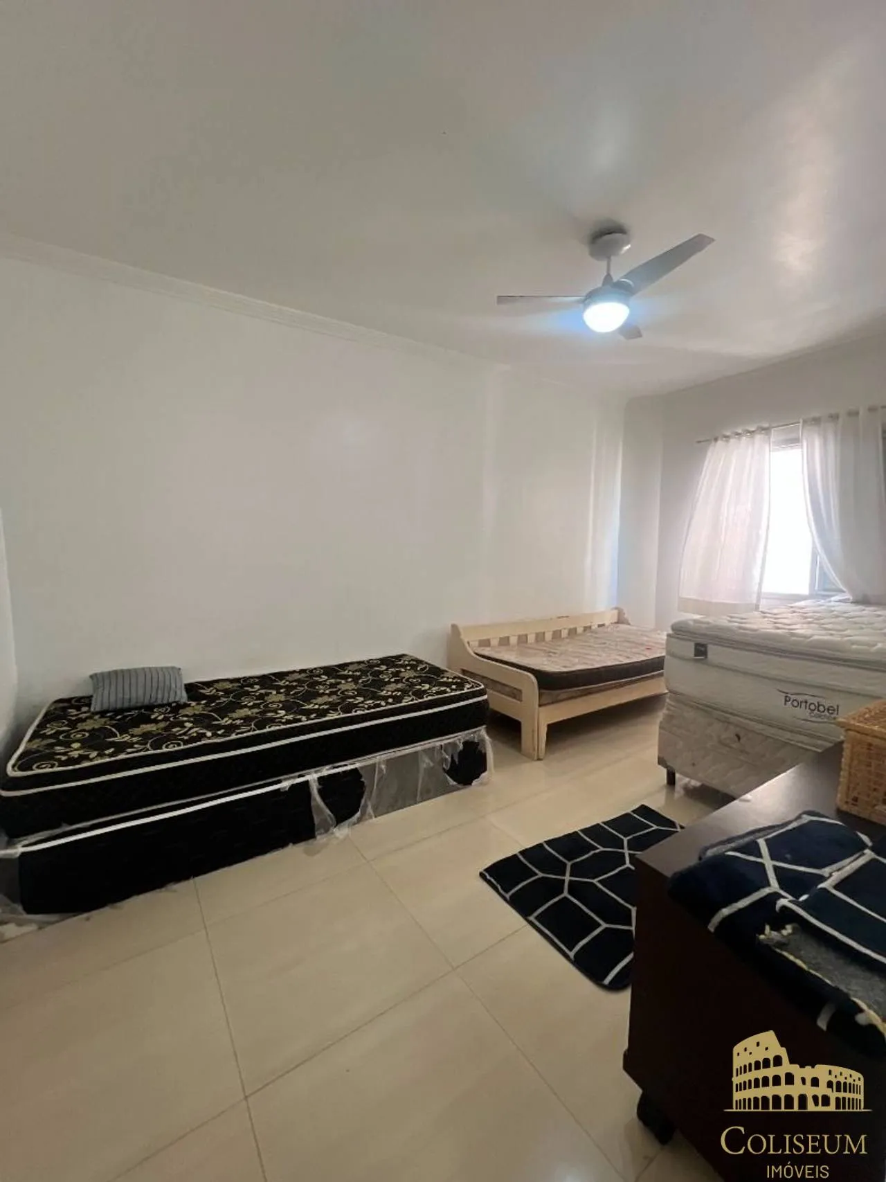 Imagem Apartamento com 2 dormitórios à venda, 76 m² por R$ 360.000 - Tupi - Praia Grande/SP