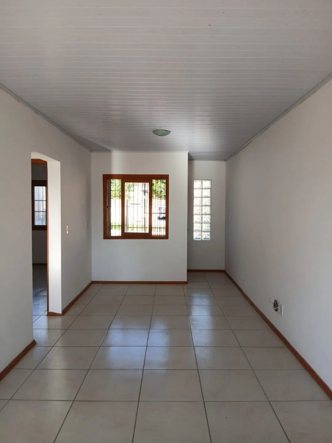 Imagem Casa à Venda no Bairro Krahe em Viamão com 57m