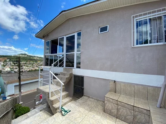 Imagem Casa para Venda em Concórdia, Industriários, 2 dormitórios, 1 banheiro, 2 vagas