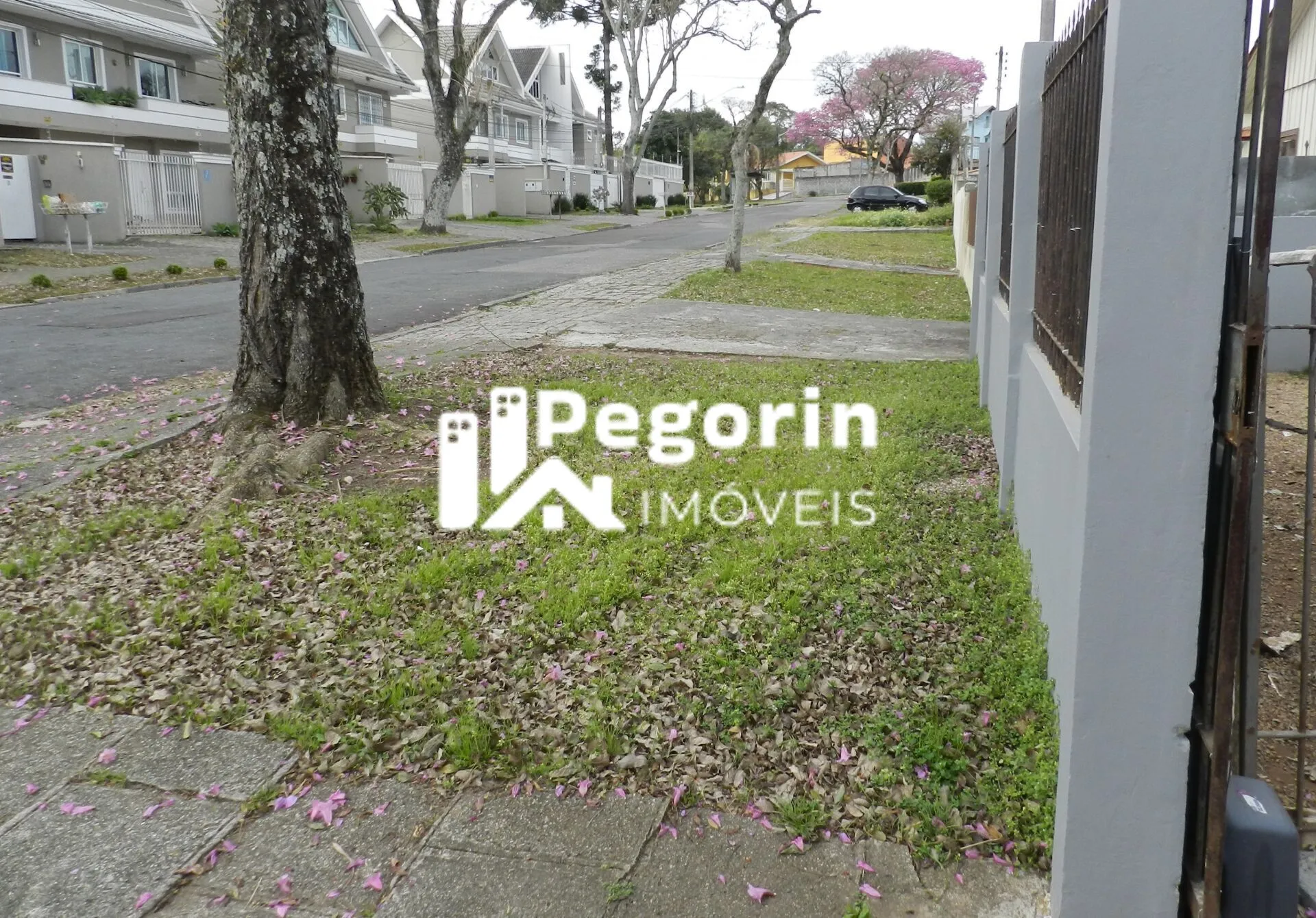 Imagem Casa à venda no Alto Tarumã Curitiba com 4 quartos, 180,00m²