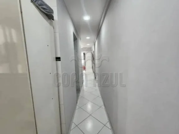 Imagem Copacabana - Residencial › Kitnet com 1 quarto(s) a Venda