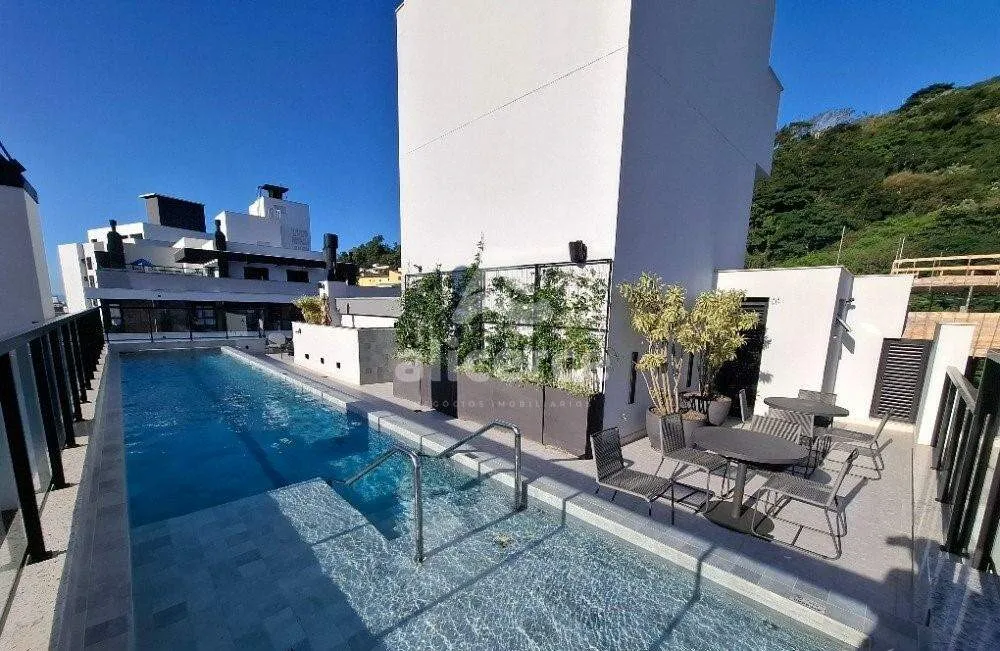Imagem Apartamento à venda com 2 quartos 2 suítes, 69,72m² em Centro Florianópolis