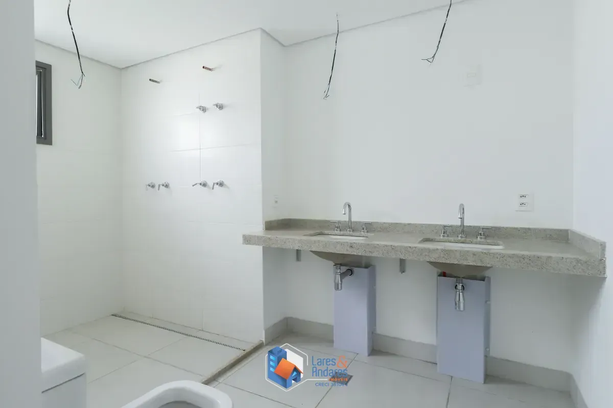 Imagem Apartamento para venda em Campo Belo com 3 quartos, sendo 2 suítes, 232m²