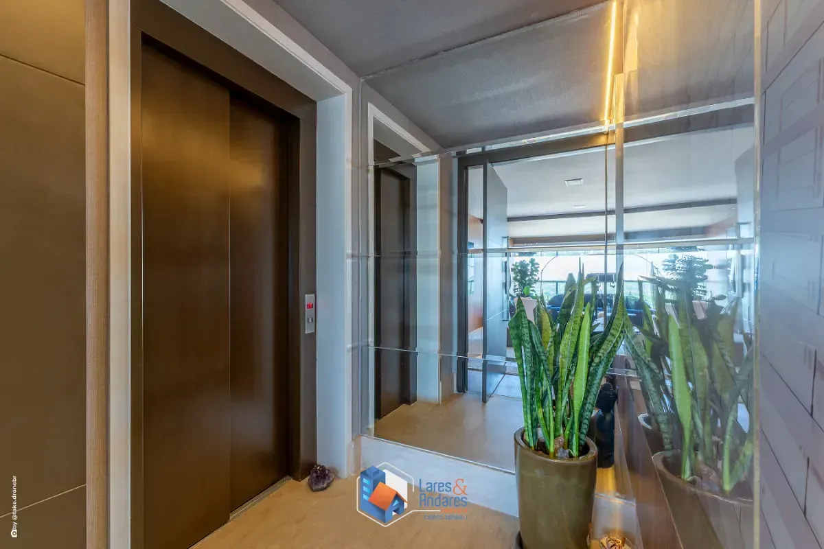 Imagem Apartamento para venda em Campo Belo com 3 quartos, sendo 3 suítes, 185m²