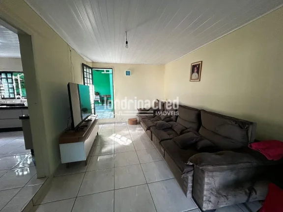 Imagem Oportunidade Única na Zona Norte! Casa com 3 quartos, quintal espaçoso e 200m² de terreno, ao lado da Av. Saul Elkind, perto de tudo que você precisa!