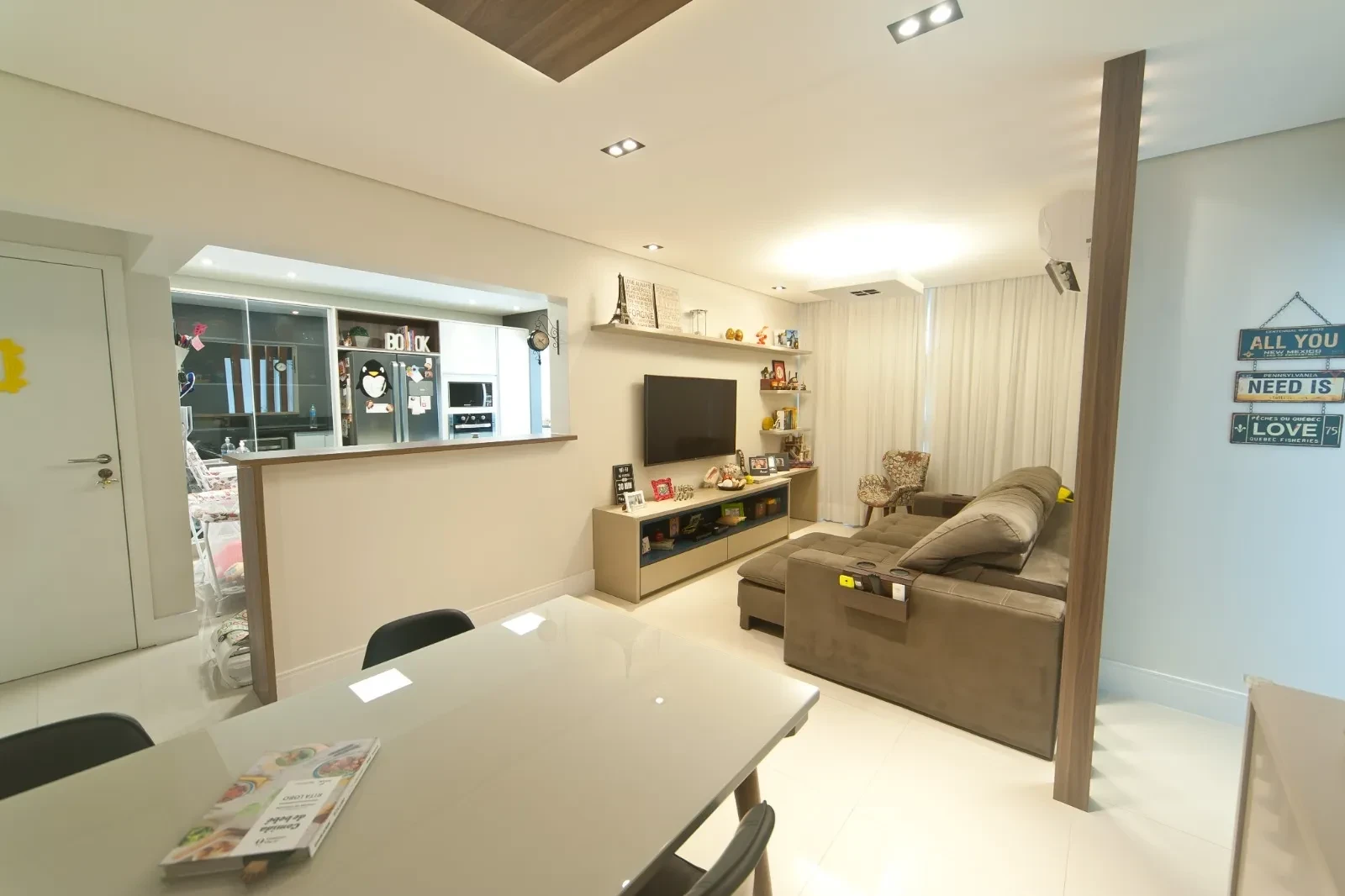 Imagem Apartamento com 2 Quartos à Venda, 95 m² em Aparecida - Santos