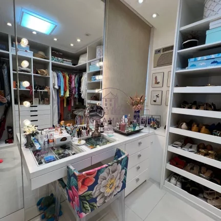Imagem Apartamento 2 quarto, com suite e closet, sol da manhã, todo decorado,lazer