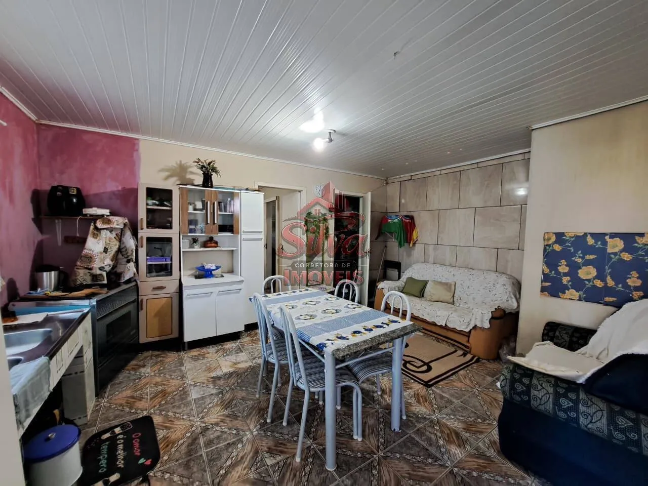 Imagem Casa 2 dormitórios com suíte a 300m do mar no Mariluz