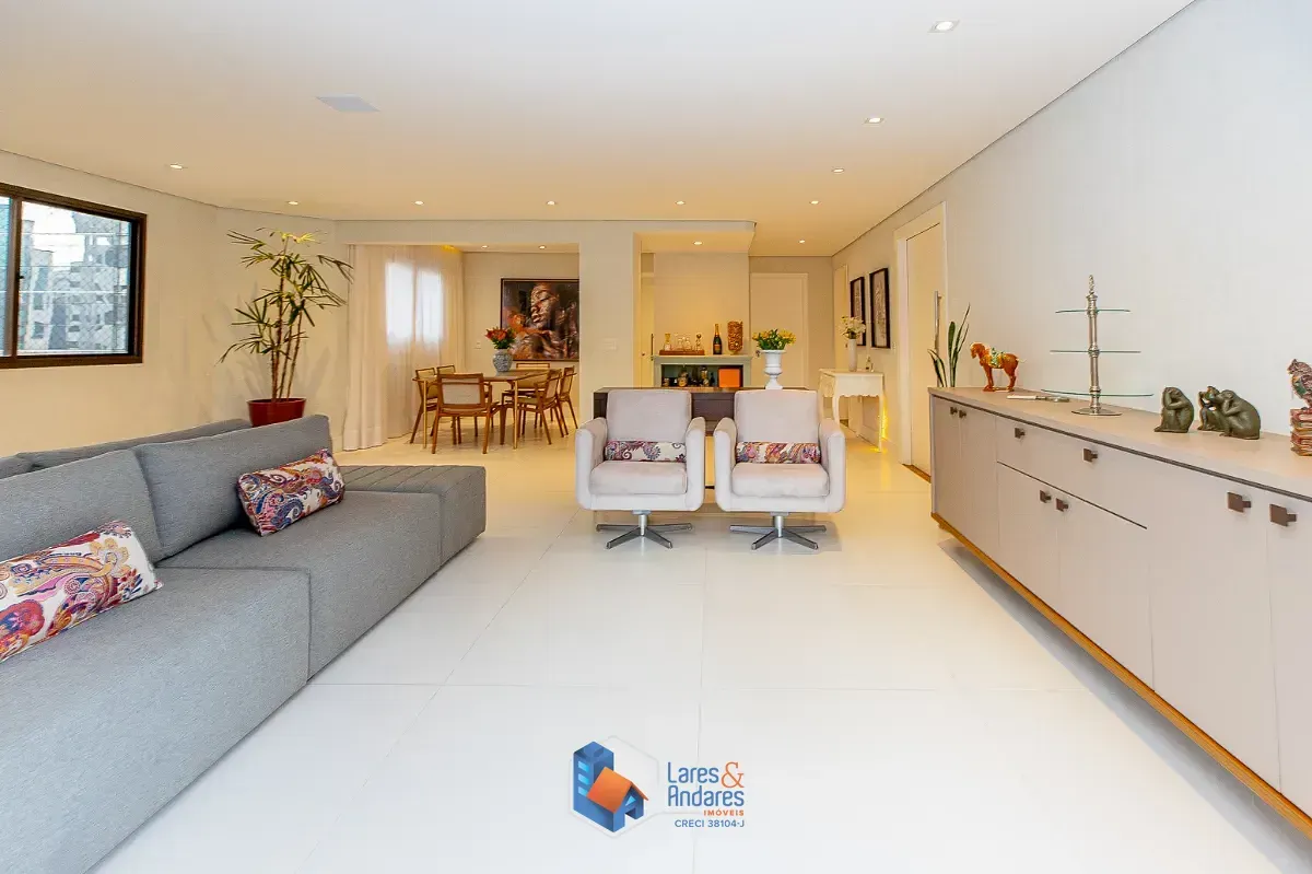 Imagem Apartamento para venda em Itaim Bibi com 4 quartos, sendo 3 suítes, 197m²