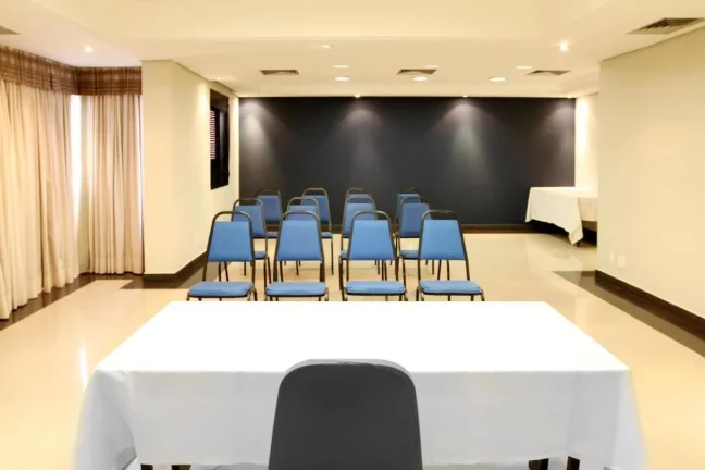 Imagem Flat disponível para locação no Travel Inn Conde Luciano em Santa Cecilia, com 42m², 1 dormitório e 1 vaga
