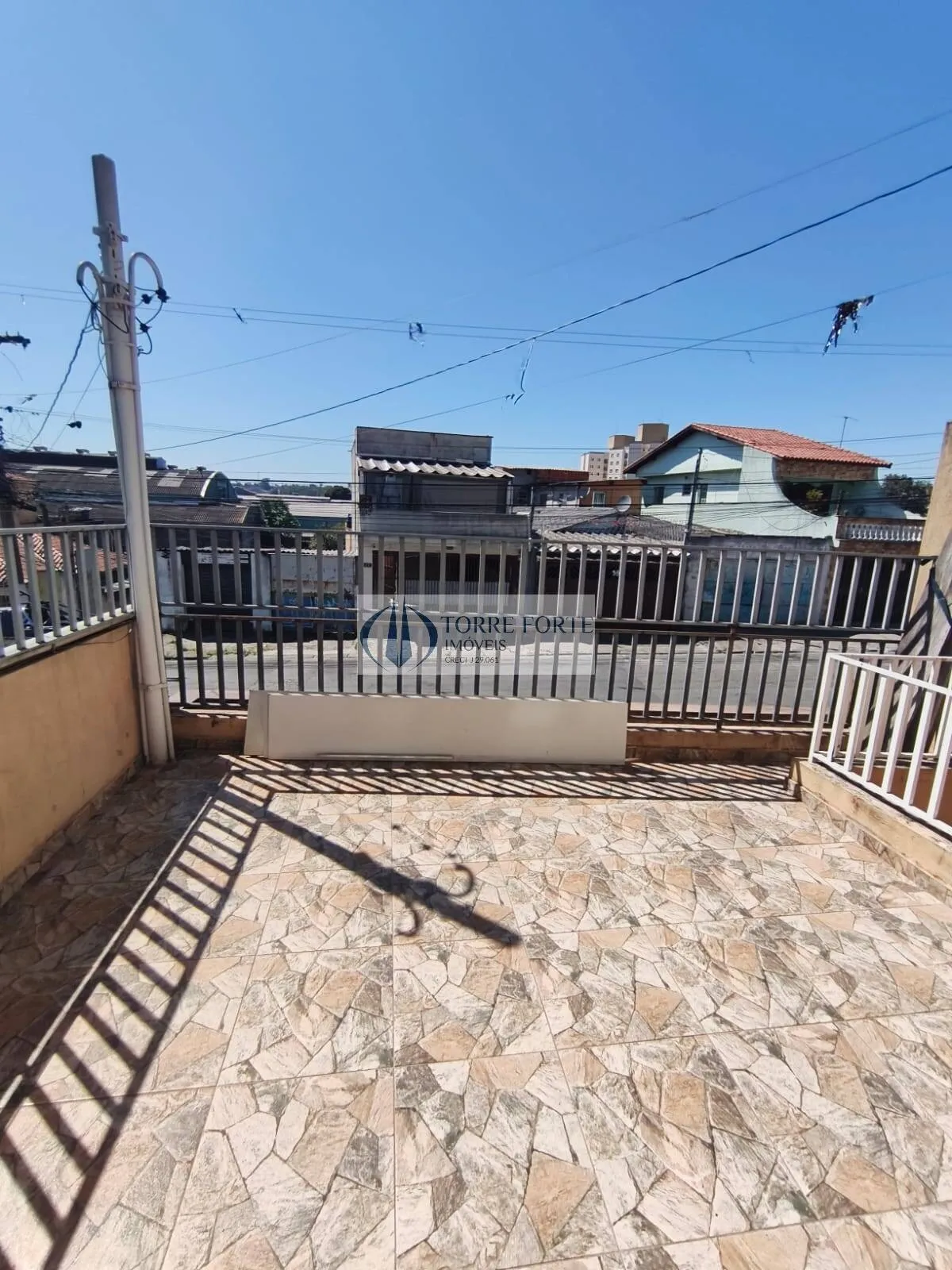 Imagem Oportunidade única Duas casas com entrada separadas