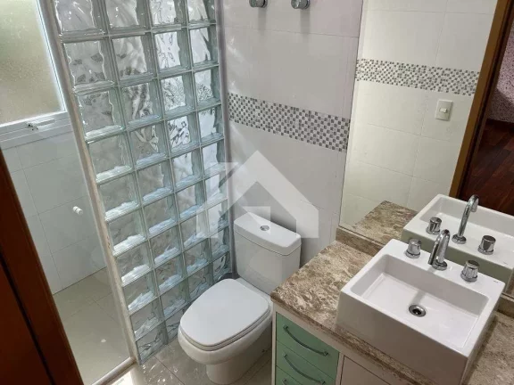 Imagem Casa de Condomínio em Jardim do Golf I - Jandira