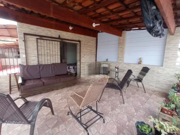 Imagem VENDO SOBRADO DE 03 DORMITÓRIOS NO BAIRRO RESIDENCIAL INGAÍ!