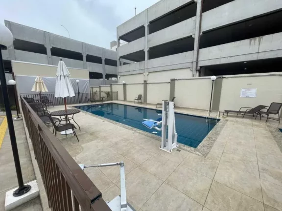 Imagem Maravilhoso apartamento dois dormitórios varanda repleto de planejados