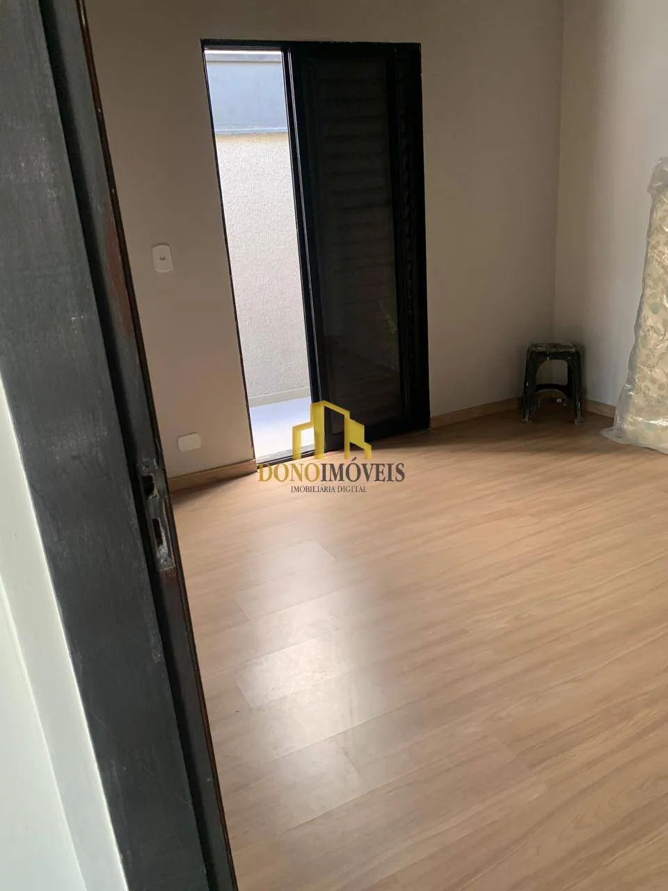 Imagem Casa recém reformada | condomínio ecopark lagos | mogi das cruzes
