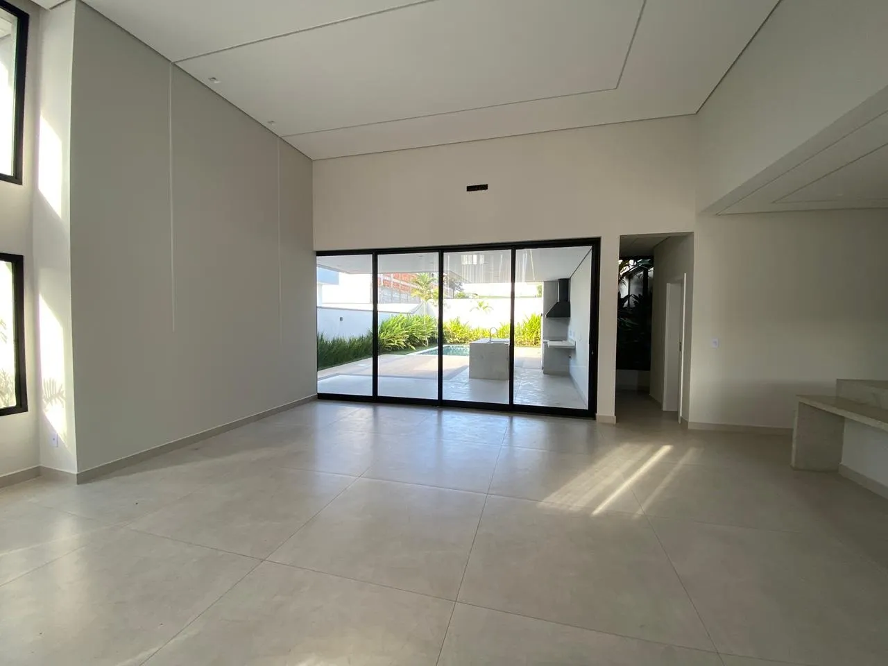 Imagem Casa com 3 quartos, 242 m² - Condomínio Alphaville Nova Esplanada - Votorantim/SP