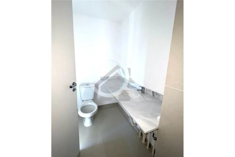 Imagem Apartamento nuca habitado e pronto para morar! Imóvel de 1 dormitório, estar com sacada, de frente...