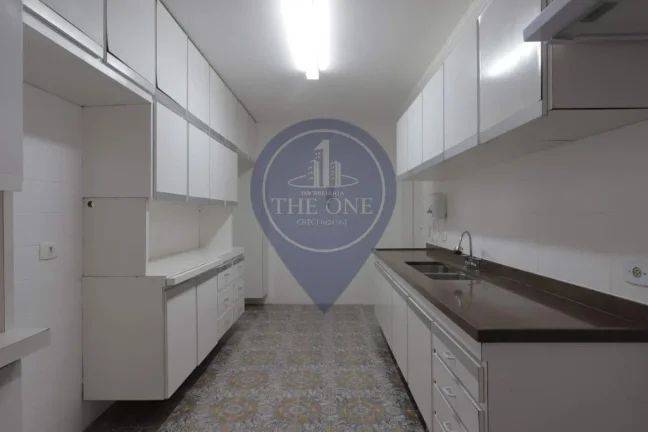 Imagem Apartamento para locação de alto padrão no Itaim Bibi, São Paulo-SP: 3 quartos, 1 suíte, 2 salas, 2 banheiros, 2 vagas, 240m².