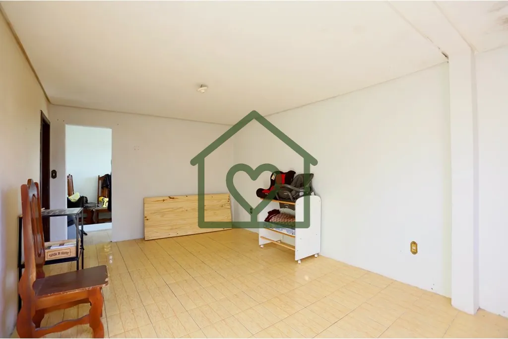 Imagem Encontre o lar perfeito para sua família nesta espaçosa casa residencial situada na encantadora Ru...