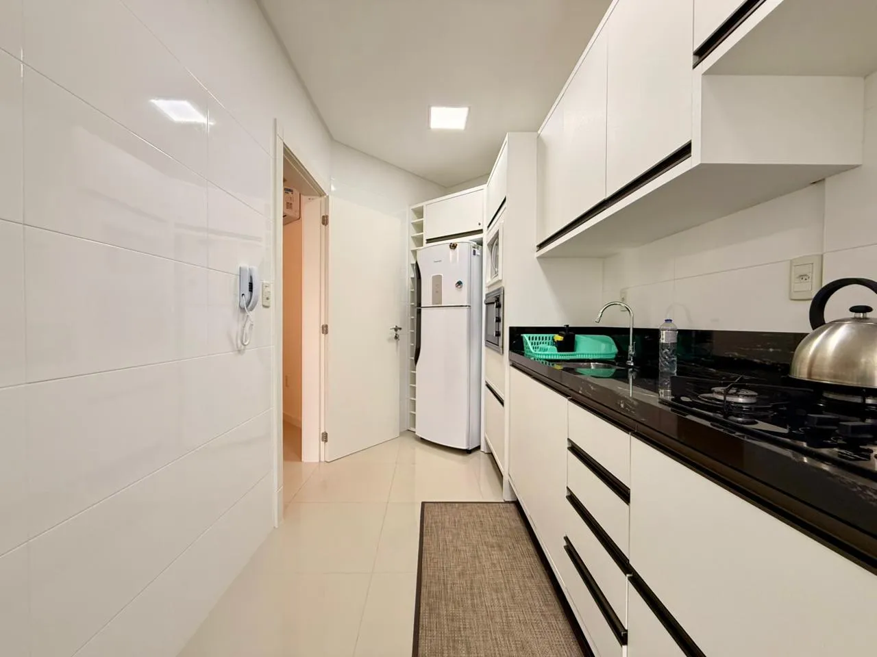 Imagem Apartamento com vista para o mar à venda com 120m2 por R$ 2.250.000,00