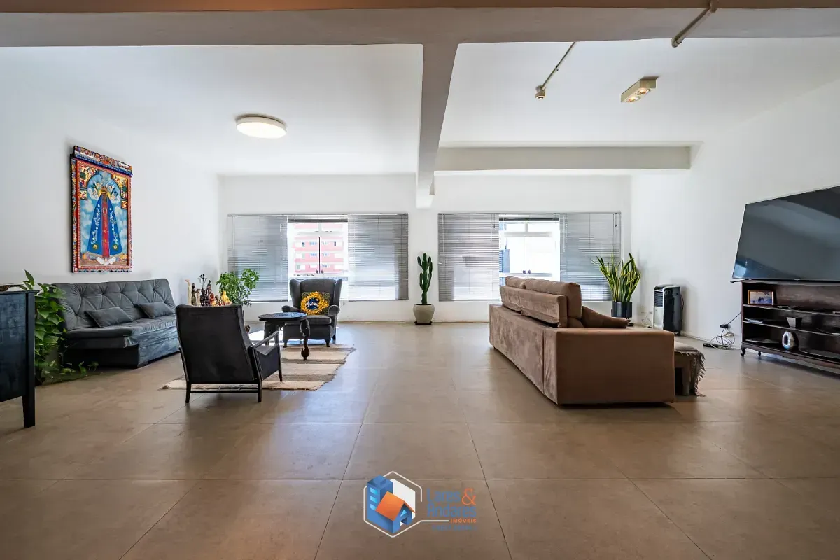 Imagem Loft para venda em Jardim Paulista com 1 quarto, sendo 1 suíte, 130m²