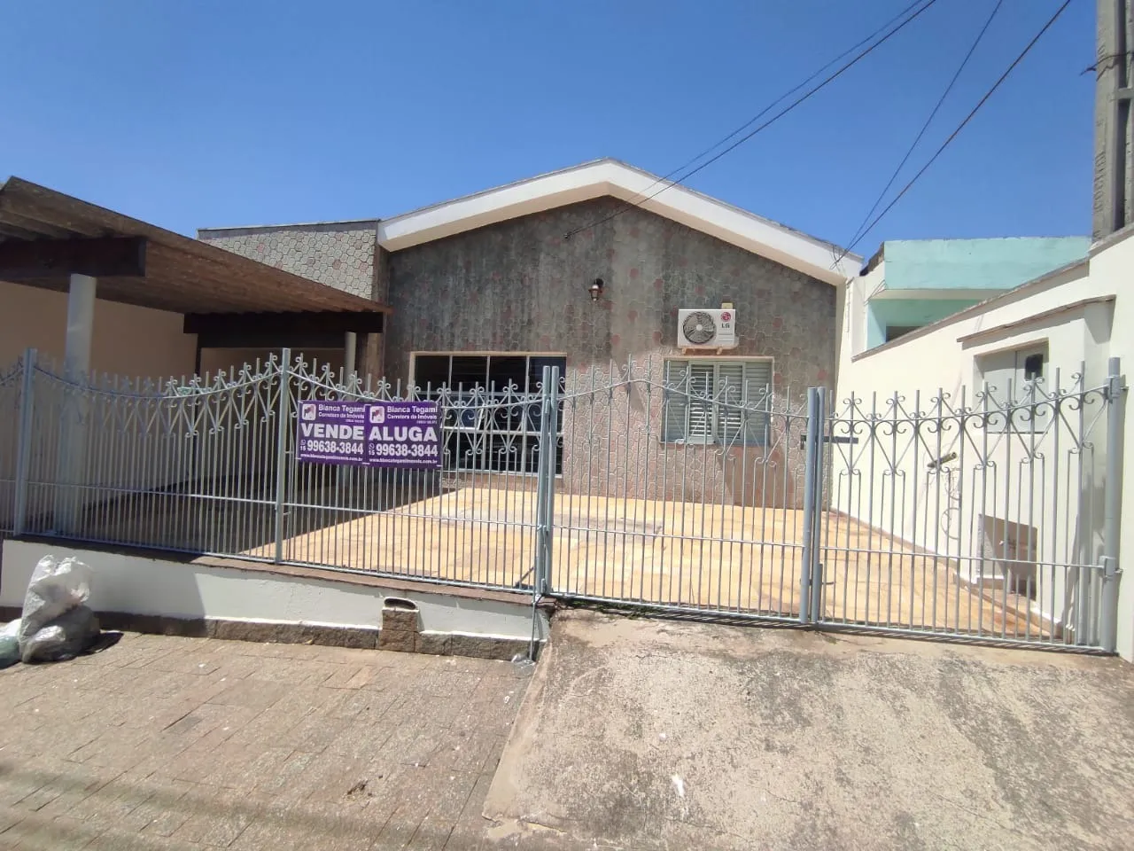 Imagem Oportunidade: Casa luxuosa de 250m² de construção pronta para morar!