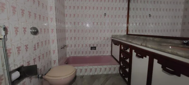 Imagem Apartamento com 3 Quartos à Venda, 160 m² em Icaraí - Niterói