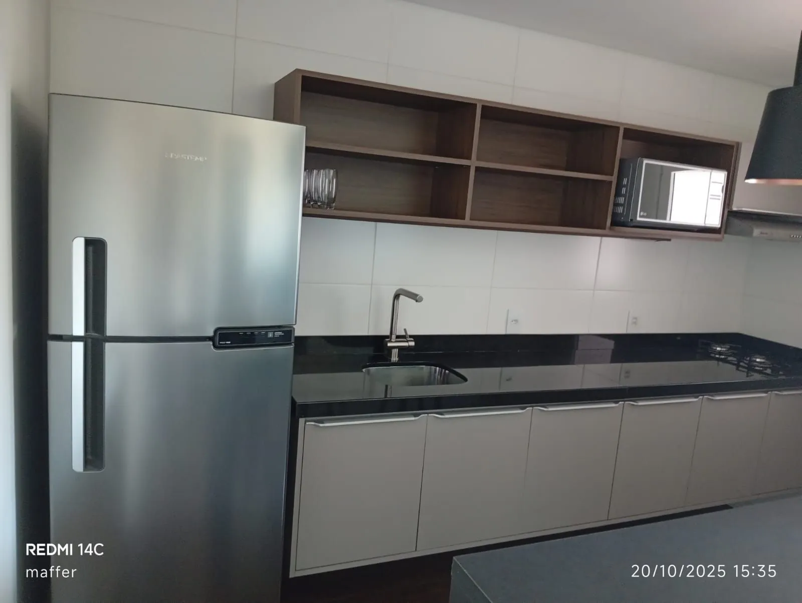 Imagem MÁFFER IMÓVEIS Aluga excelente apartamento 1 dormitório totalmente mobiliado, pronto para morar, no coração do Mont'Serrat - um dos bairros mais nobres e desejados de Porto Alegre!