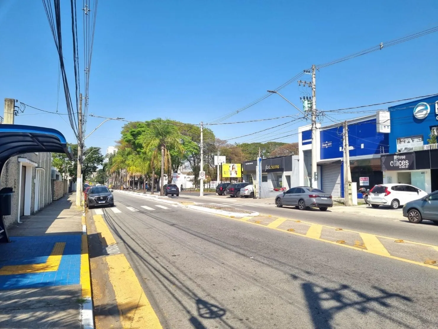Imagem Imponente Ponto Comercial com 300m² para Locação em Local de Alta Visibilidade na Avenida Itália, Taubaté, SP