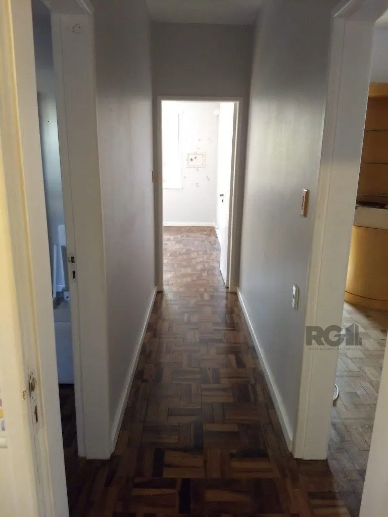 Imagem Casa de 168m² - 3 dormitórios, 3 vagas no bairro Nonoai
