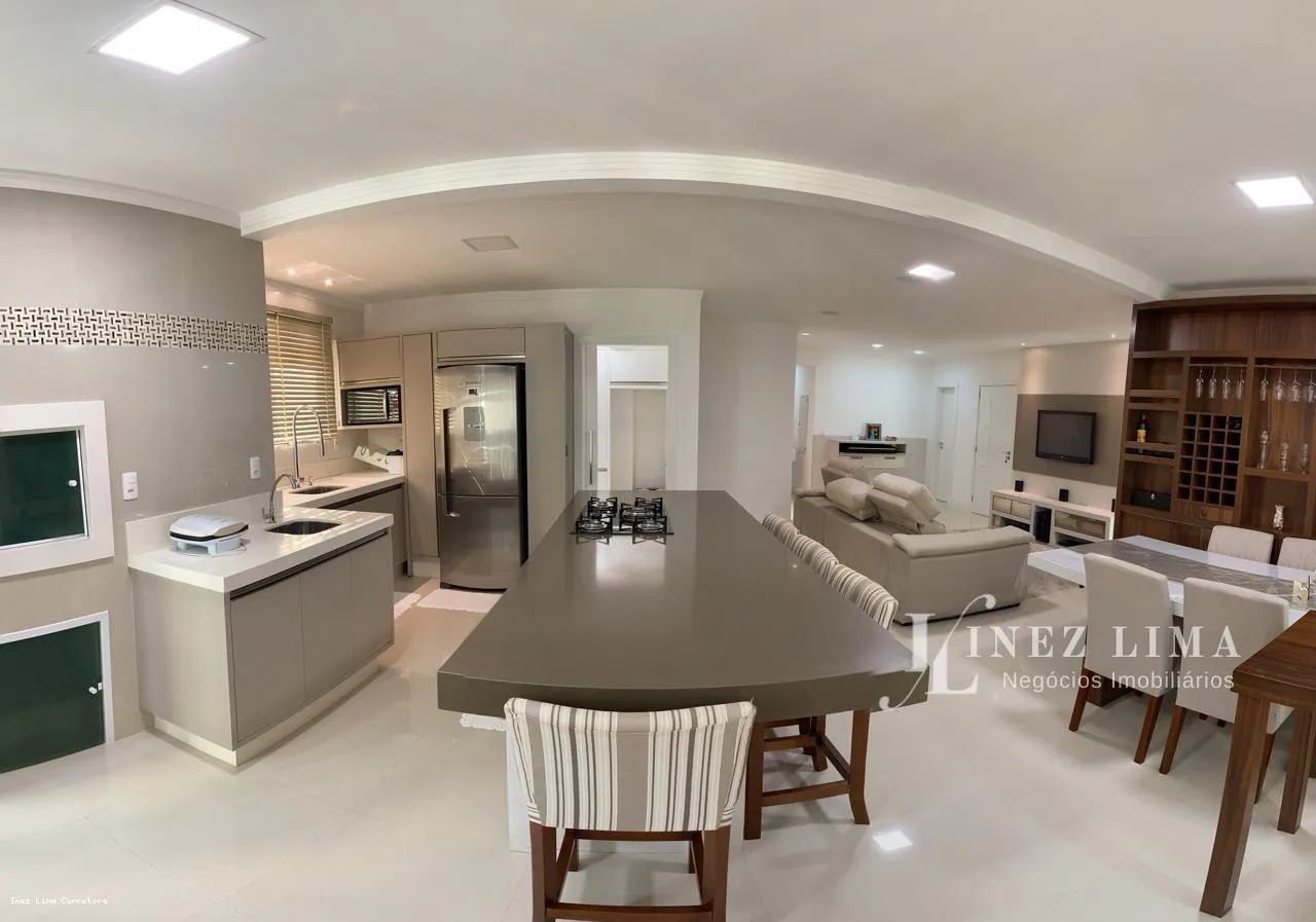 Imagem Apartamento 3 Quartos para Venda, 3 dormitórios, 3 suítes, 4 banheiros, 2 vagas