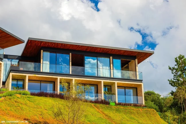 Imagem Casa para Venda em Campos do Jordão / SP no bairro Descansópolis