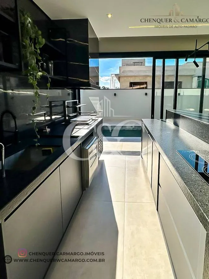 Imagem Casa porteira fechada à venda no Reserva Ermida Jundiaí, 237m², 3 suítes e automatizada