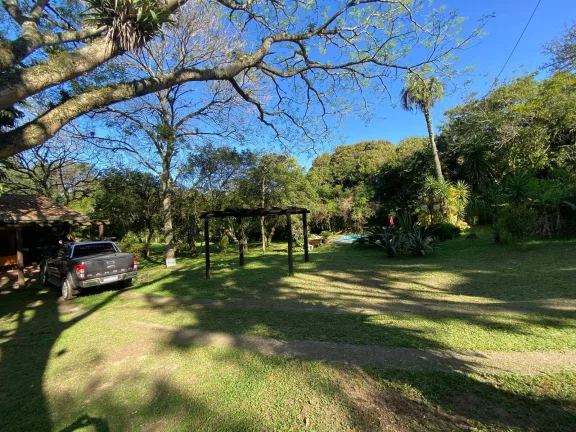 Imagem MOBILIADO!!! Lindo Sítio com 3.000m², Piscina, arborizado, Águas Claras