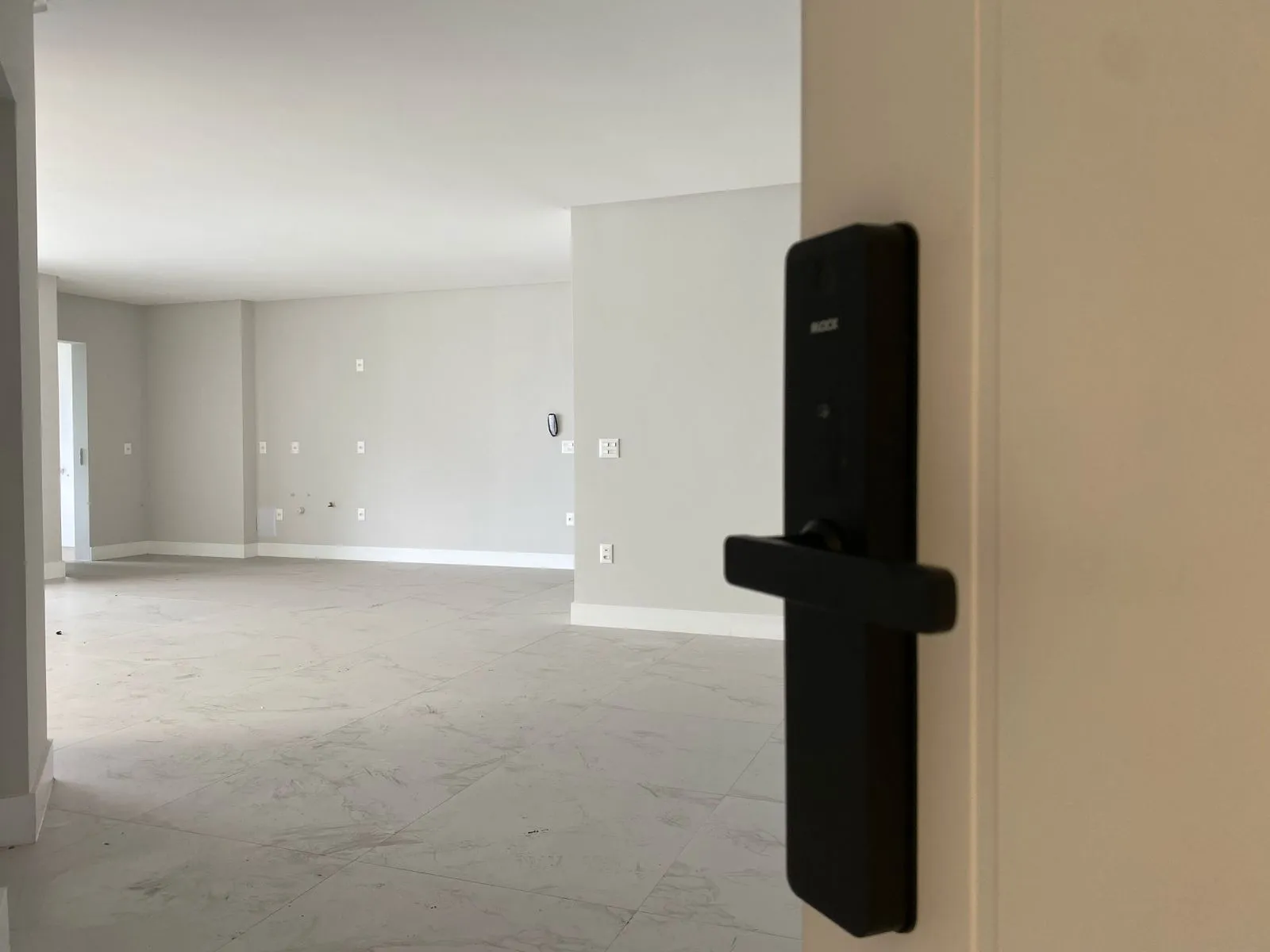 Imagem Apartamento com vista para o mar à venda com 157m2 por R$ 3.400.000,00