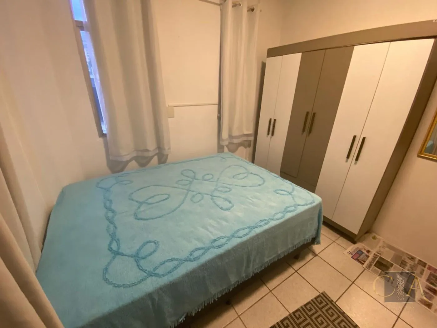 Imagem Apartamento para Temporada em Itapema, Centro, 2 dormitórios, 1 banheiro, 1 vaga