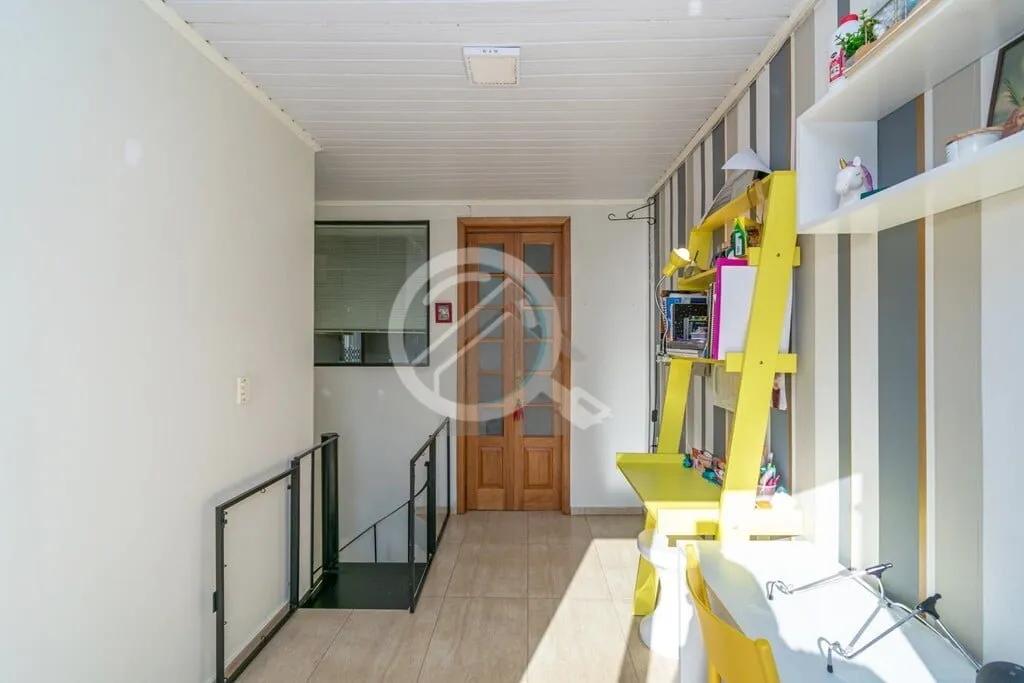Imagem Cobertura Duplex localizada a 350m da Praça da Encol, no primeiro pavimento possui sala de estar co...