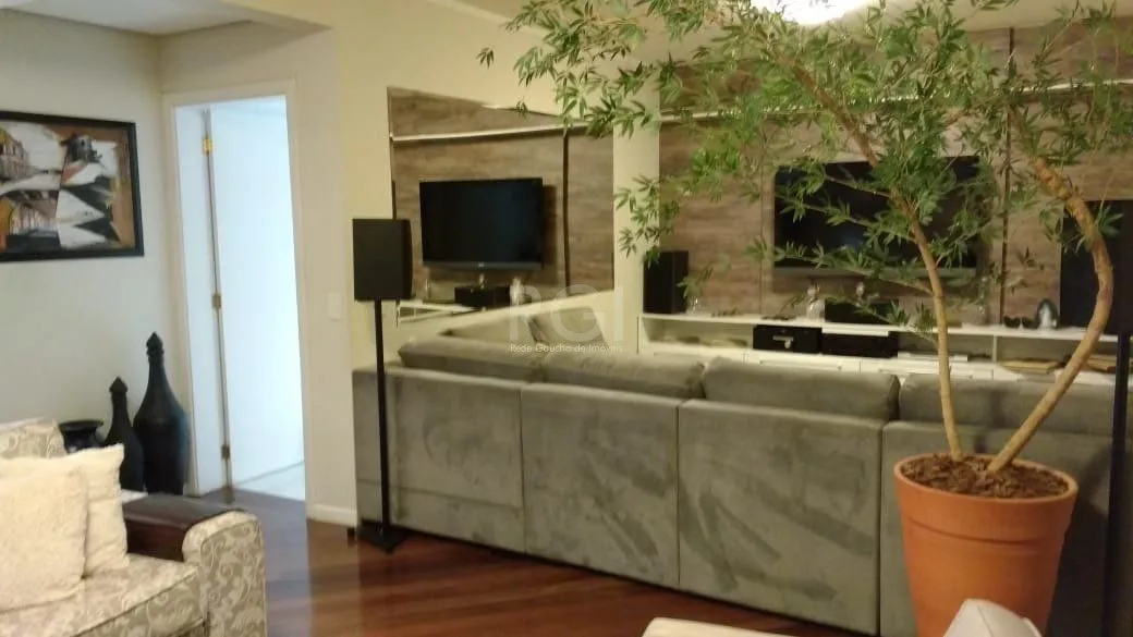 Imagem casa em condomínio fechado, às margens do rio guaíba,