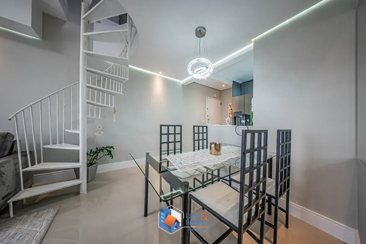 Imagem Cobertura para venda em Jardim Monte Kemel com 2 quartos, sendo 1 suíte, 120m²