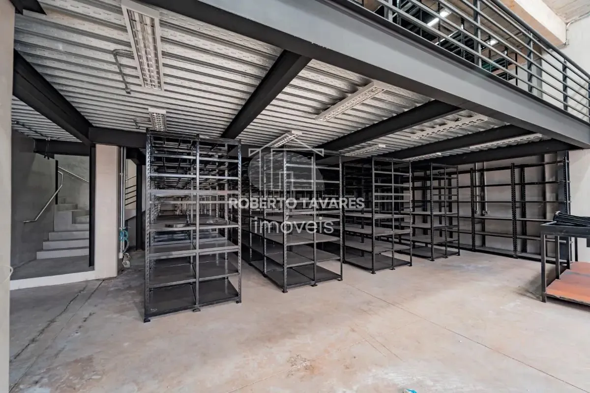 Imagem Prédio Inteiro de 1519m² no bairro Cidade Ademar, em São Paulo