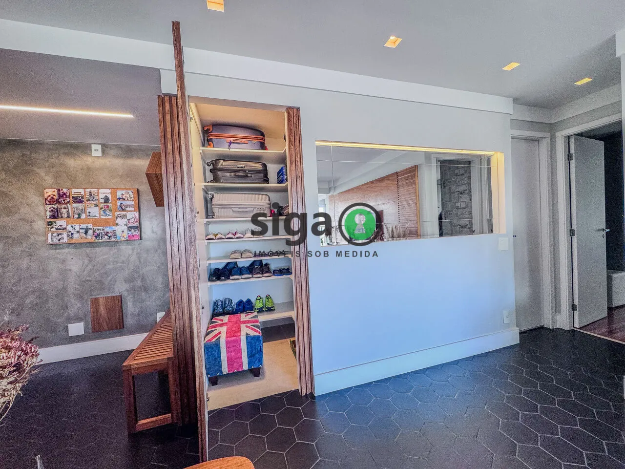 Imagem Apartamento à venda no Campo Belo de 89m² mobiliado, 2 dormitórios e 2 vagas