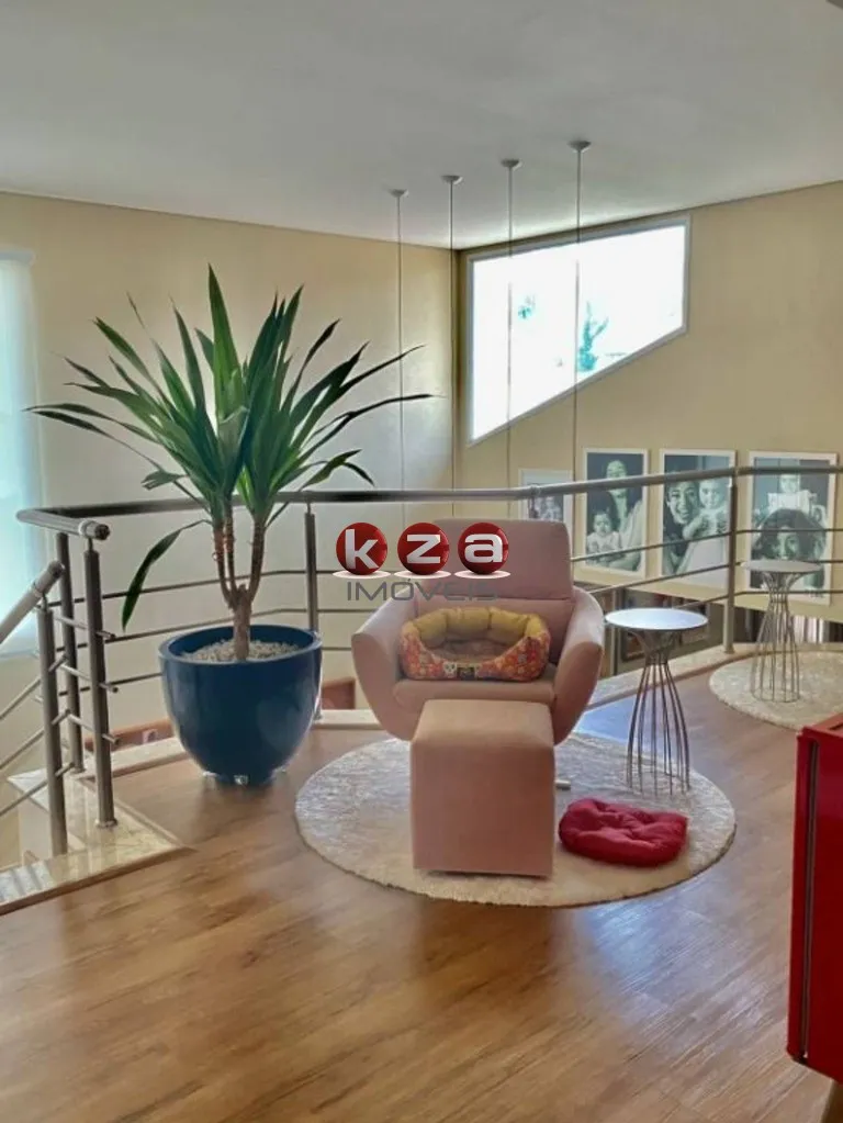 Imagem Casa de luxo em condomínio: 3 quartos, 3 suítes, 3 salas, 5 banheiros, 4 vagas, 334m² em Valinhos-SP no Residencial Reserva das Palmeiras.