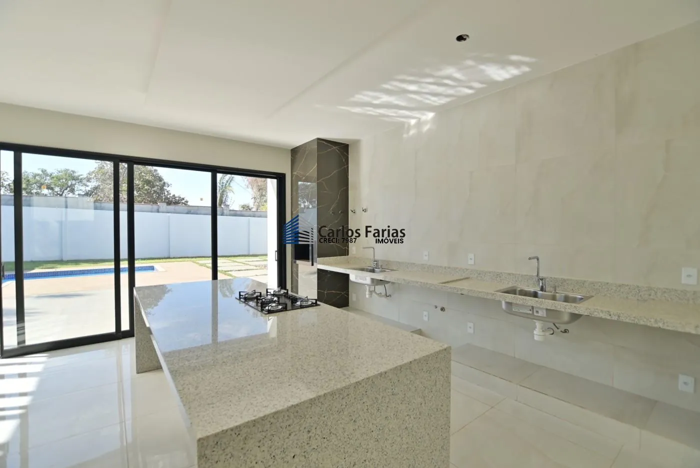 Imagem Casa em Condomínio para Venda em Brasília, PARANOA, 4 dormitórios, 3 suítes, 5 banheiros, 3 vagas