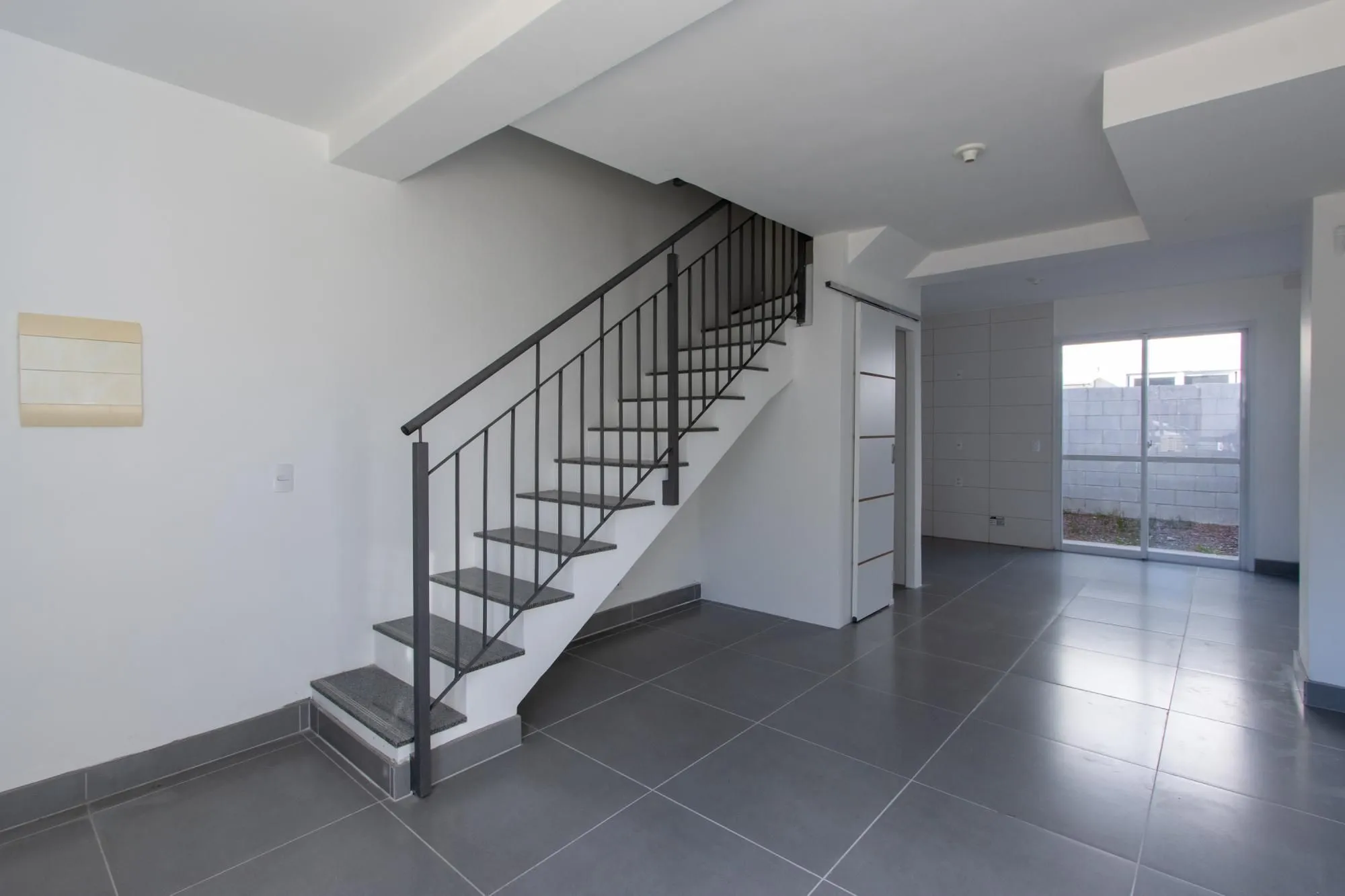 Imagem Casa de Condomínio com 2 dormitórios à venda, 88m² - Vila Nova